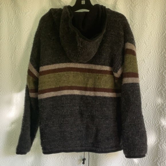 Cozy Zip-Up Sweater with Stripes - Picture 4 of 4